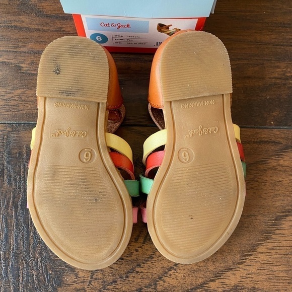 Cat & Jack Girls Sandals, Tan Color, Size 6 - Picture 2 of 11